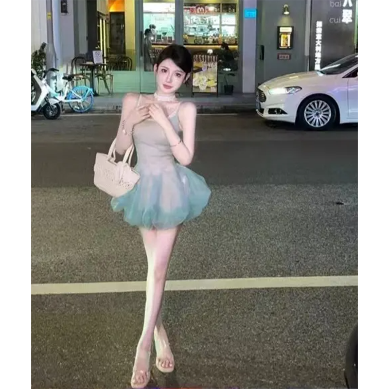 婉君 【绿野仙踪】法式薄荷果冻真两件吊带蓬蓬裙LWJ24B2Q975