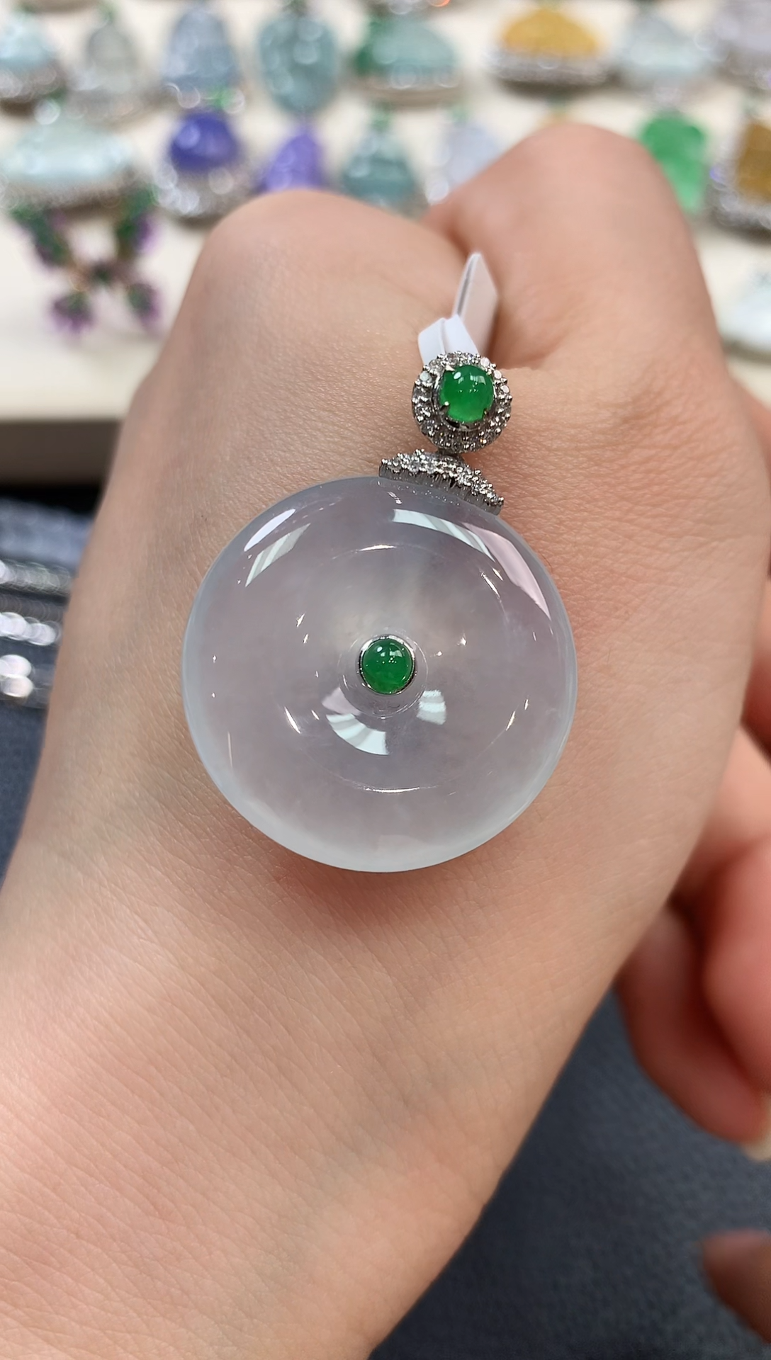 【闪购商品】翡翠吊坠(不含链)18K金镶嵌n20   