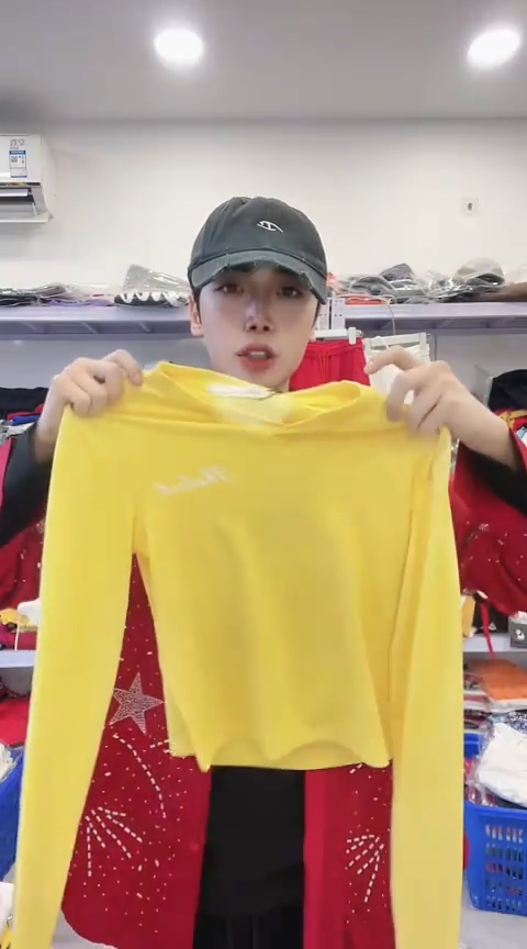 闪电购精品女装143M