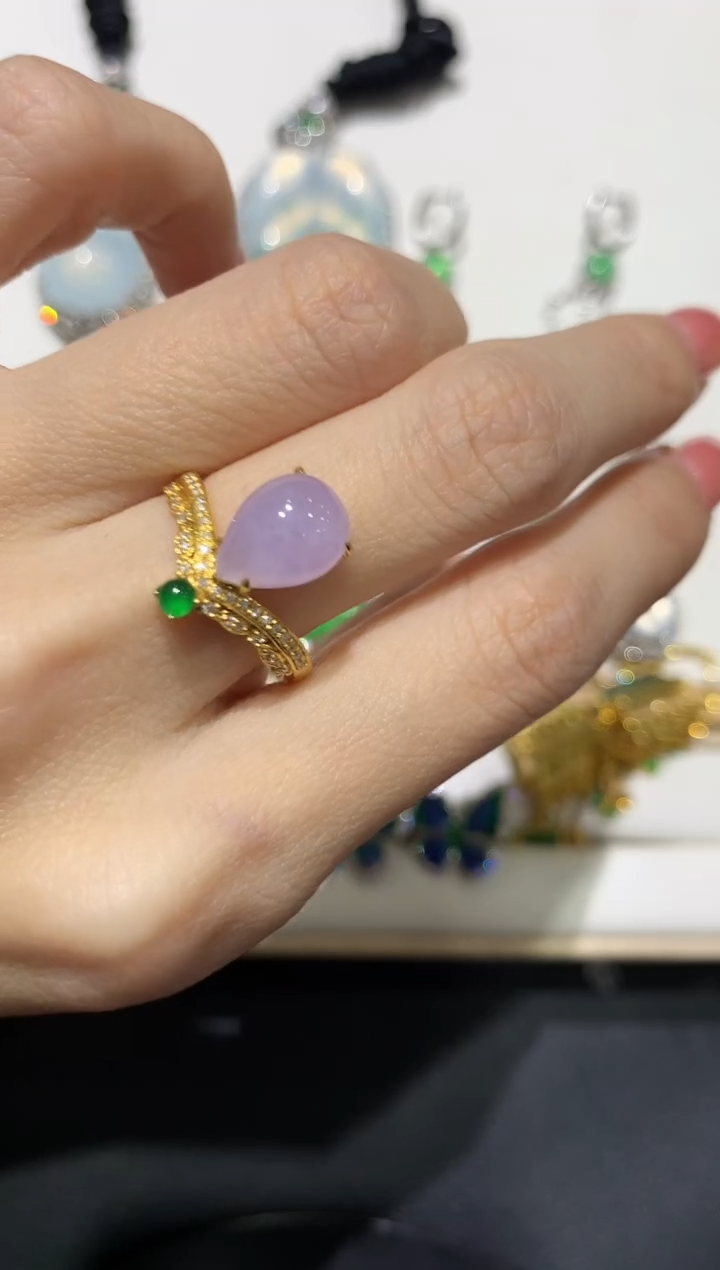 【闪购商品】翡翠吊坠(不含链)18K金镶嵌团购2