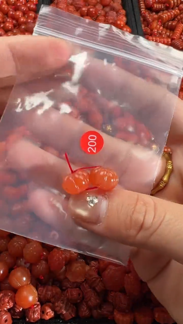 【闪购商品】南红玛瑙合金颈饰1