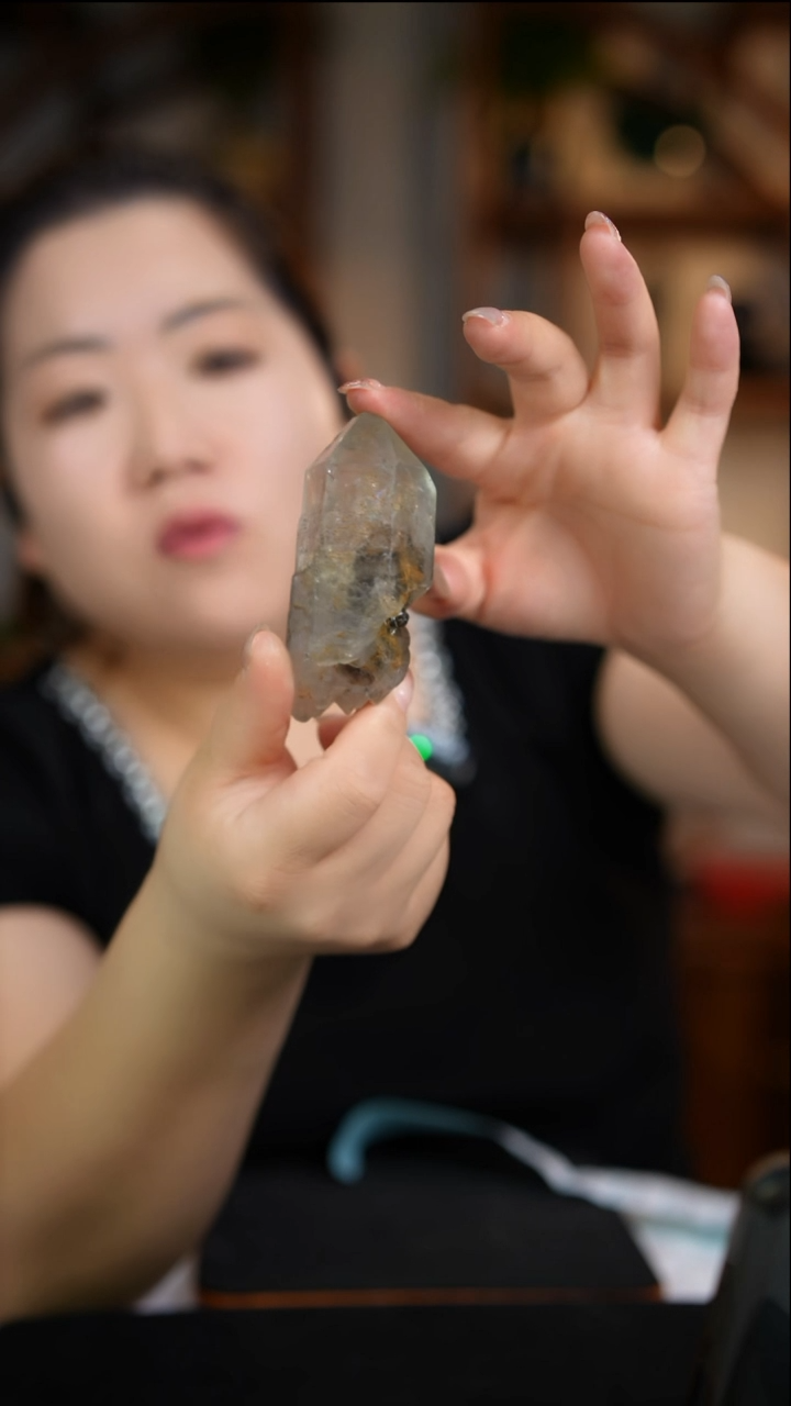 未镶嵌珠宝半成品水晶水胆原石D635