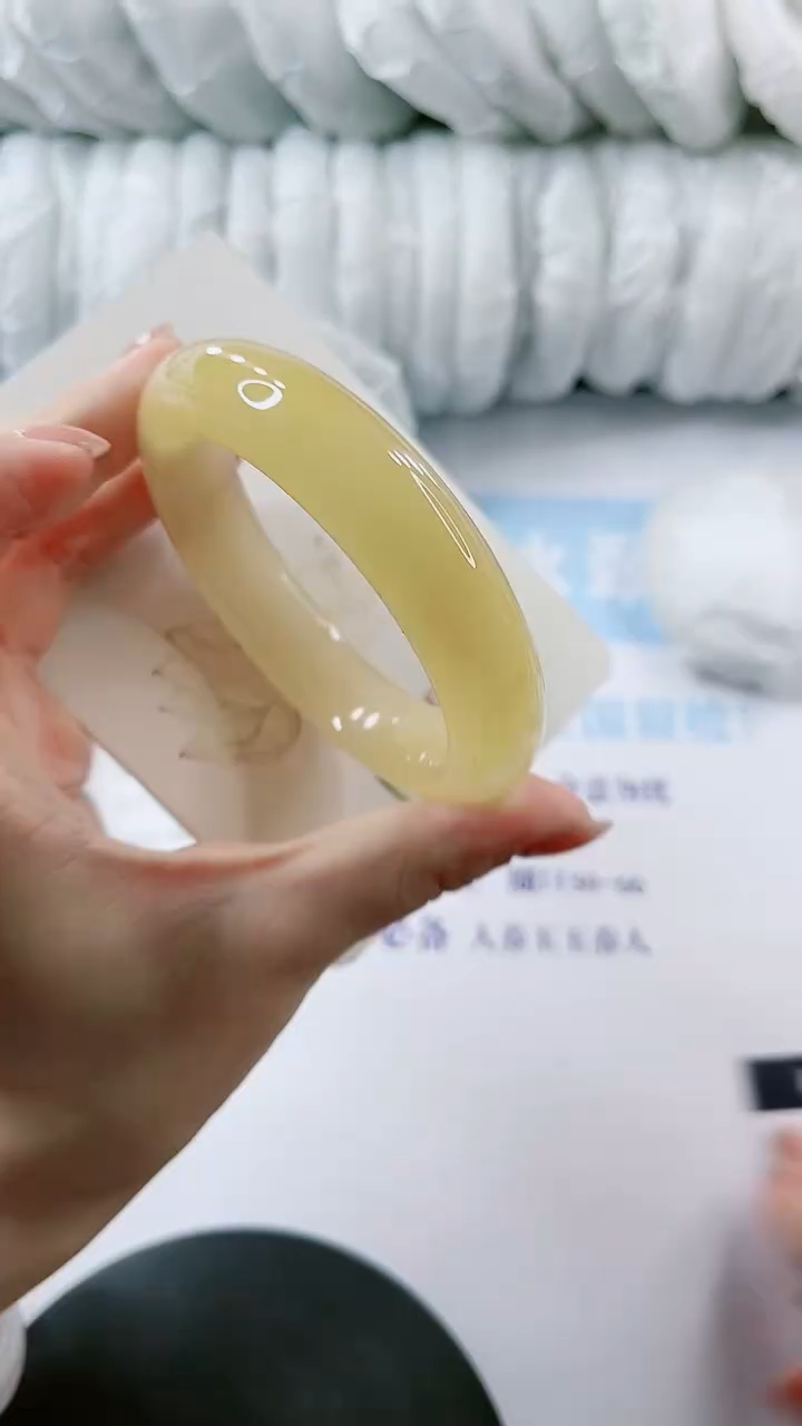 【闪购商品】石英质玉手镯未镶嵌多样性发货V172