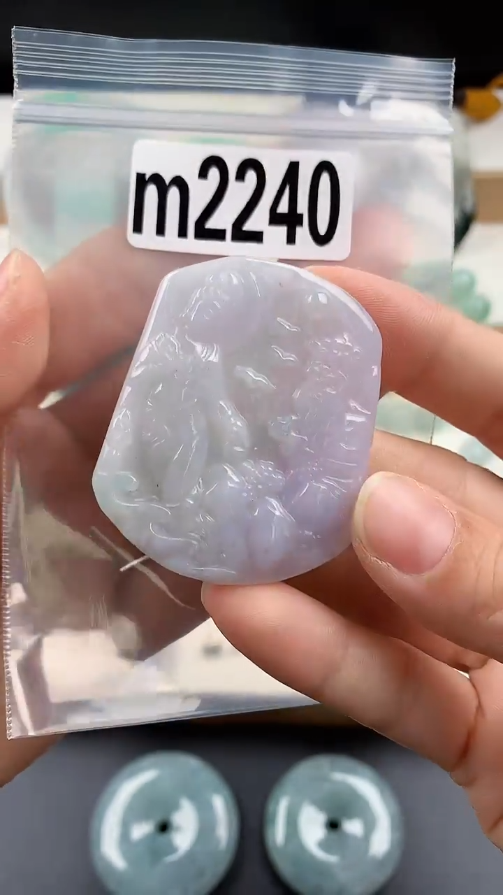 颈饰未镶嵌翡翠天然翡翠吊坠挂件