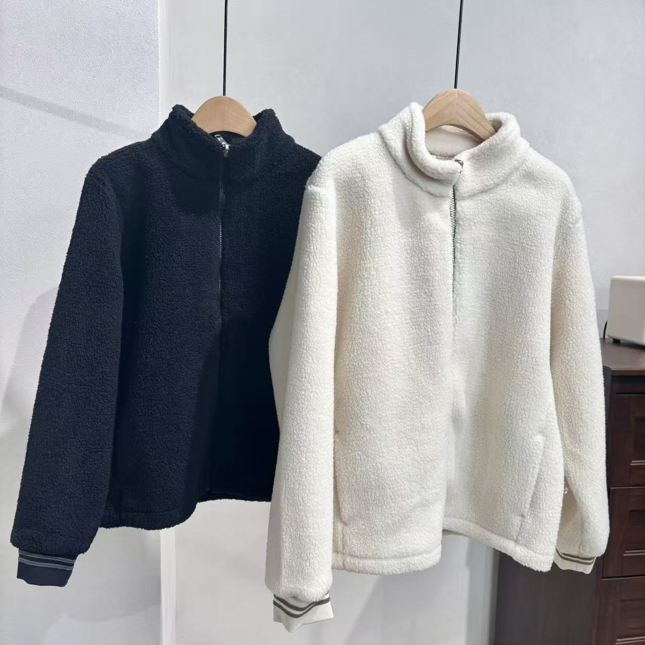 SY5505  双色颗粒感仿羊羔绒外套