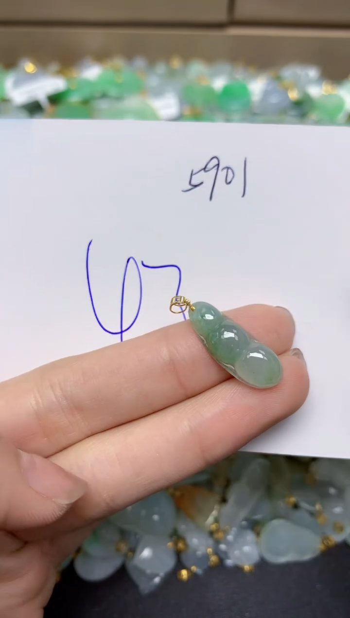 【闪购商品】翡翠颈饰18K金镶嵌天然翡翠A货