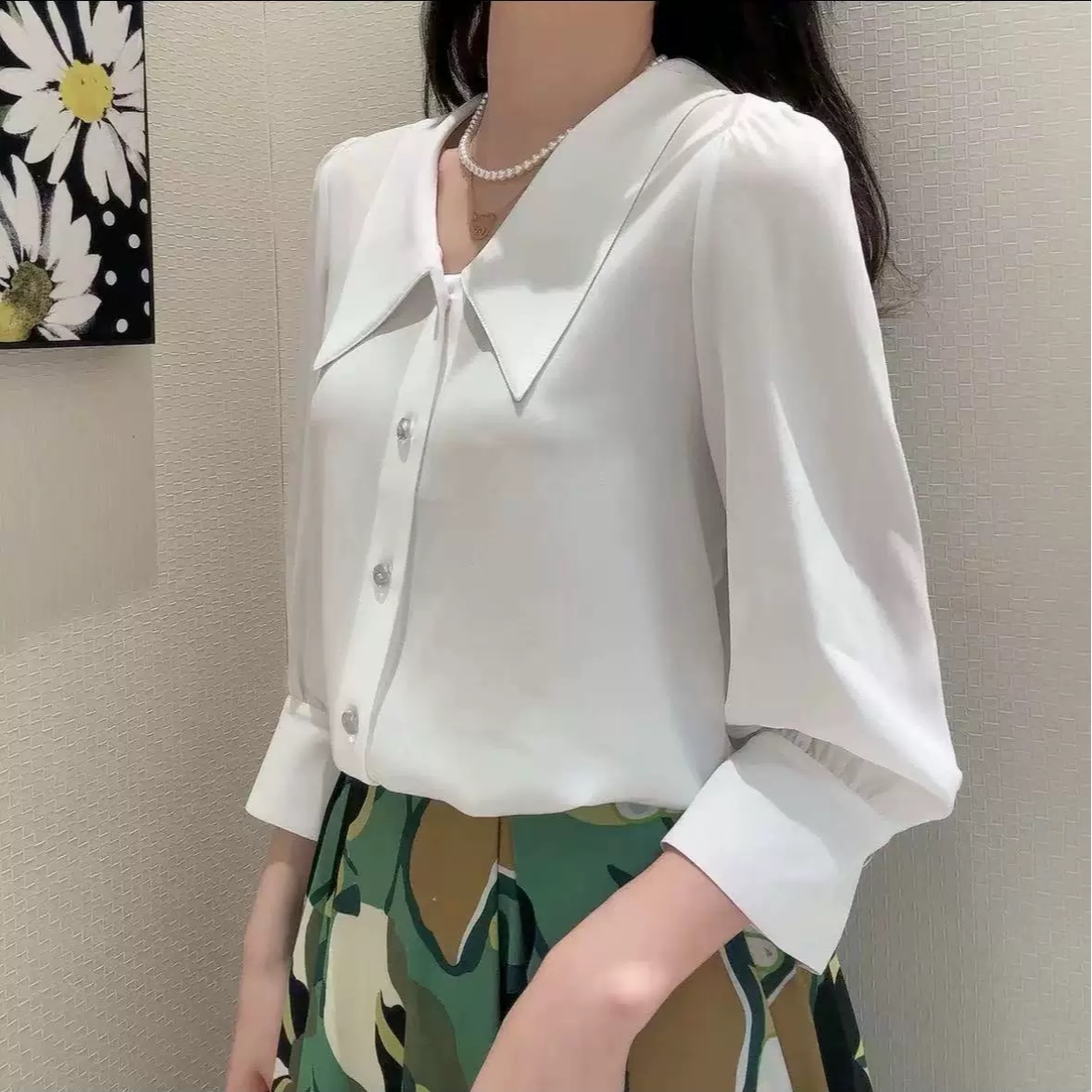 GIRDEAR/哥弟新款纯色简约通勤薄款尖领七分袖衬衫1300920