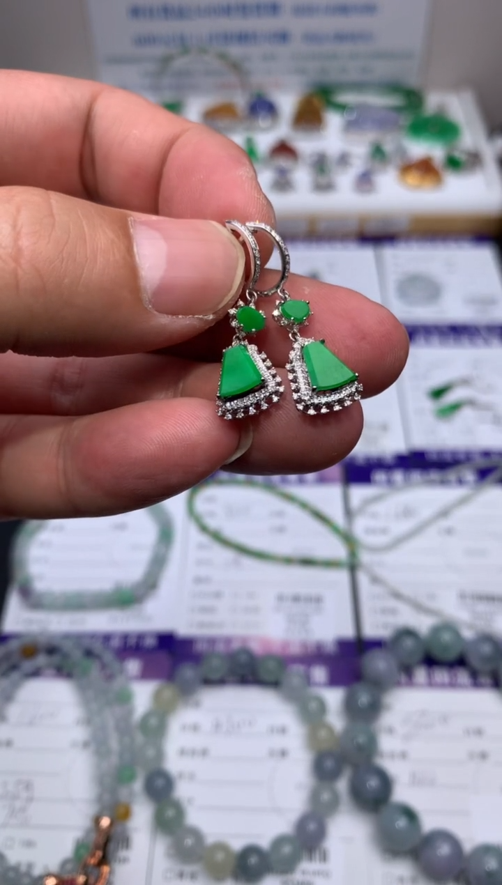 【闪购商品】定制翡翠18K金镶嵌模式推广期24小时鉴赏期