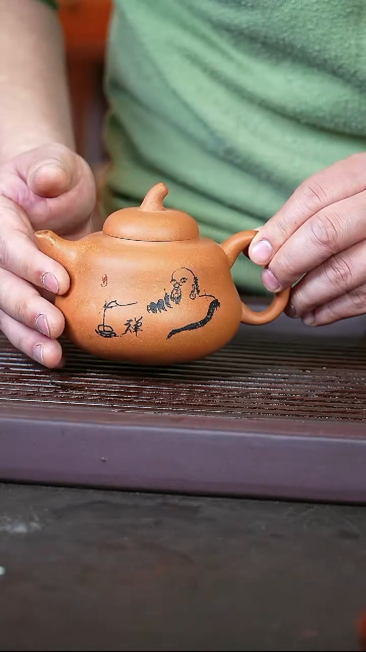 紫砂蟹黄段@@CH04366