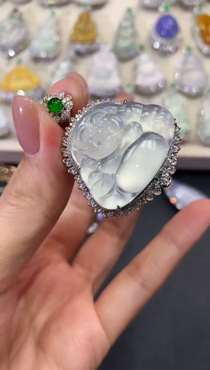 【闪购商品】翡翠吊坠(不含链)18K金镶嵌w190        