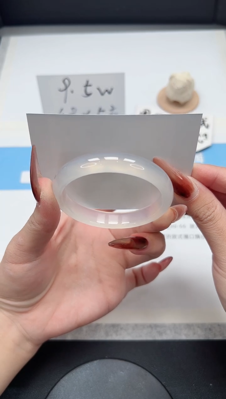 【闪购商品】玛瑙/玉髓手镯未镶嵌288/荔枝53.8