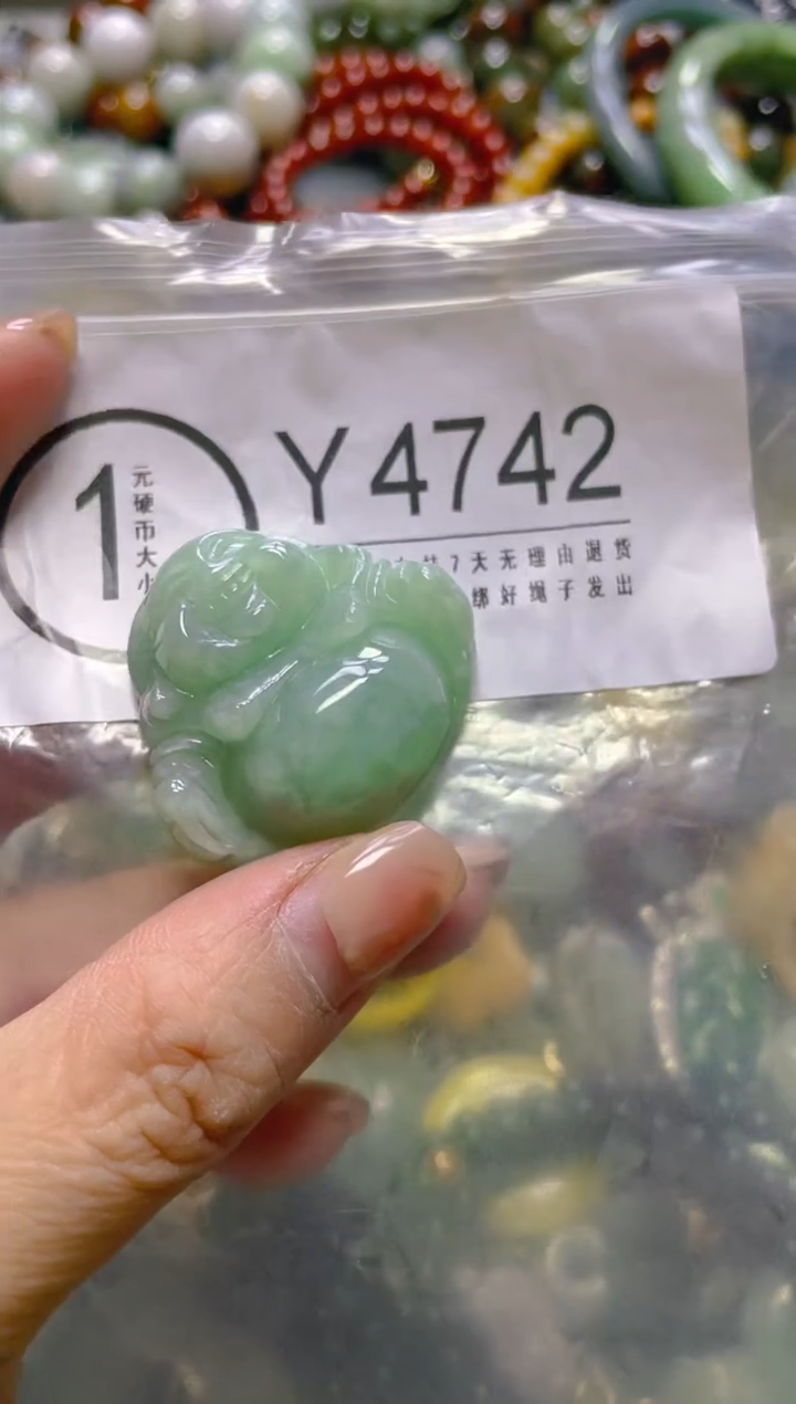 颈饰未镶嵌翡翠/Y/翡翠A货，一件也是批发价