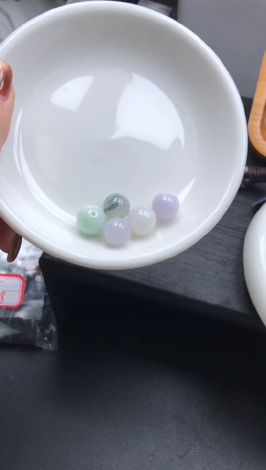 未镶嵌散珠翡翠天然缅甸A货翡翠多样性发其一