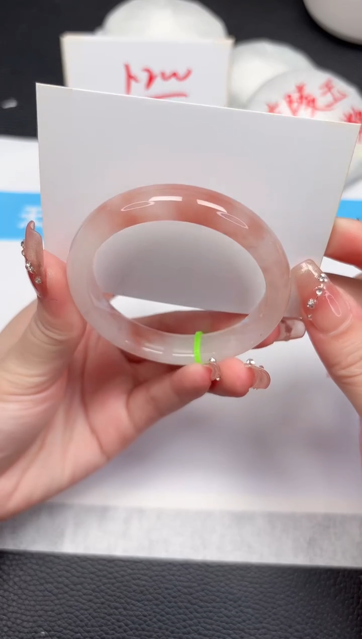 【闪购商品】石英质玉手镯未镶嵌222-54