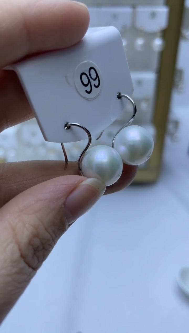 银S925镶嵌耳饰淡水珍珠99