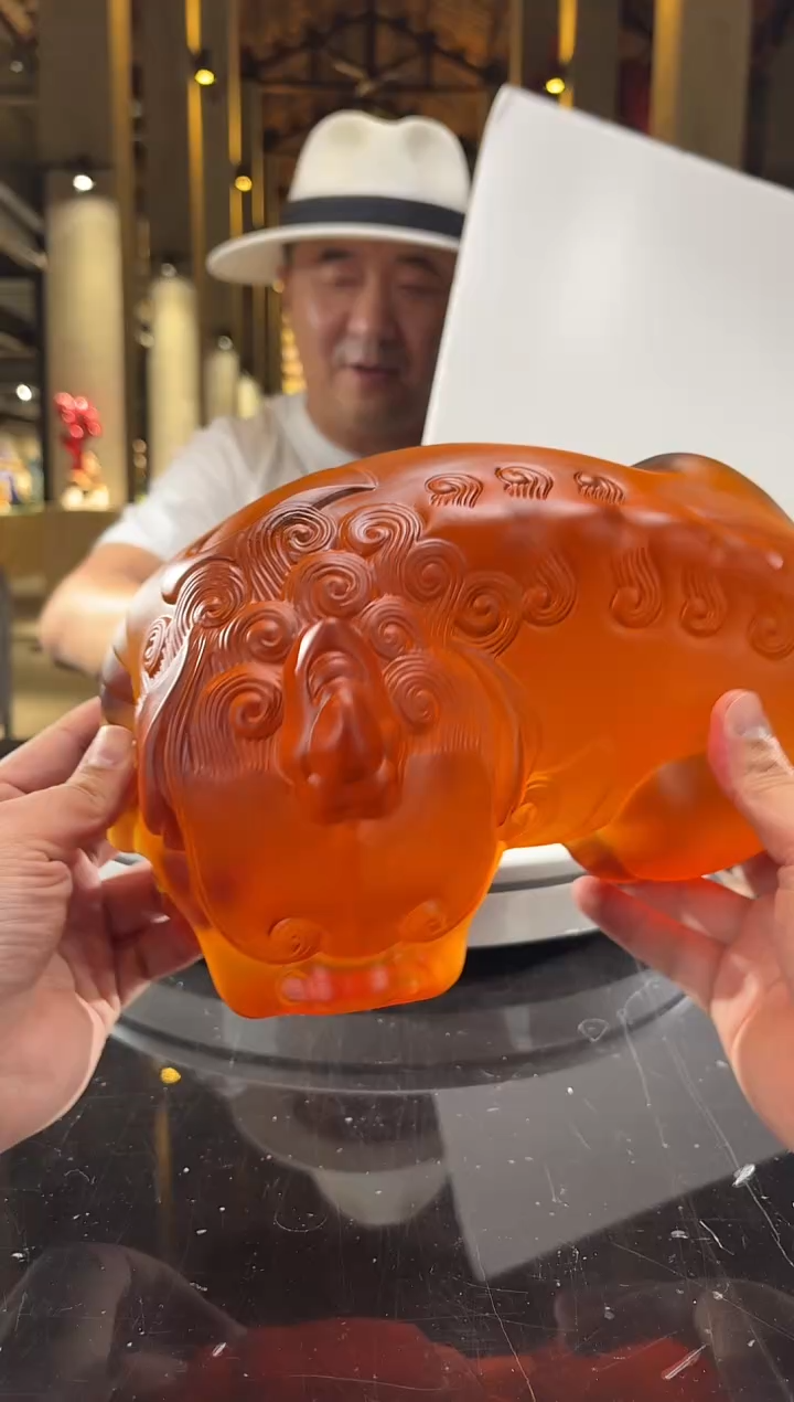 摆件璨石美学蜜蜡卧福貔貅