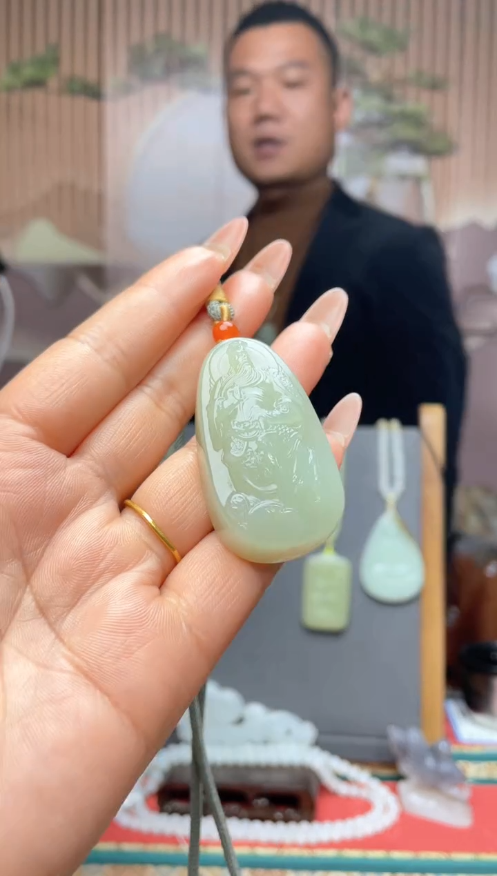 【闪购商品】和田玉颈饰未镶嵌一