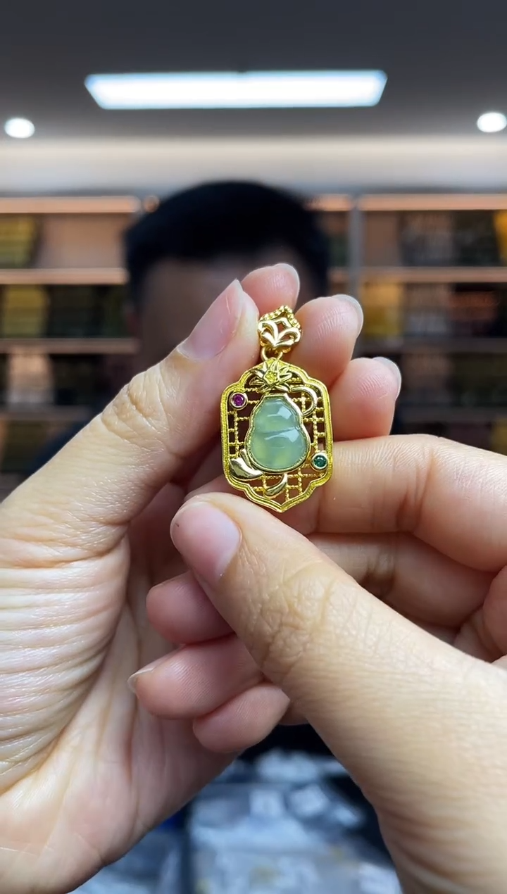 【闪购商品】翡翠颈饰未镶嵌多样性发一件