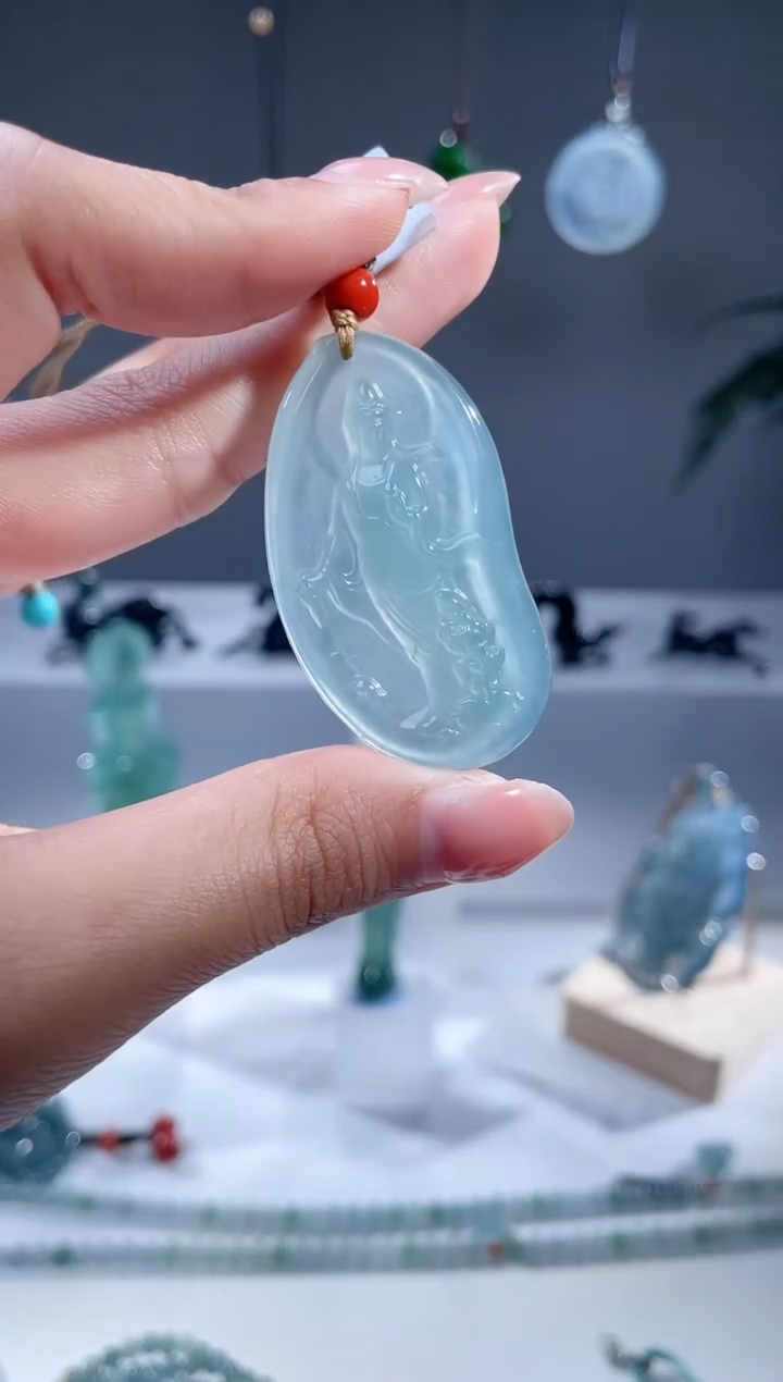 【闪购商品】翡翠颈饰未镶嵌天然A货翡翠观音