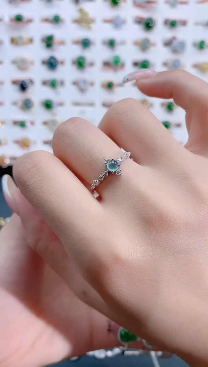 翡翠戒指银S925镶嵌天然翡翠