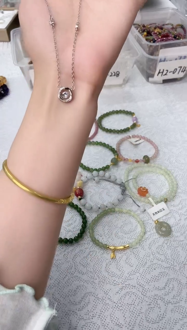 锆石铁合金锆石铁合金天然珠宝多样性发其一