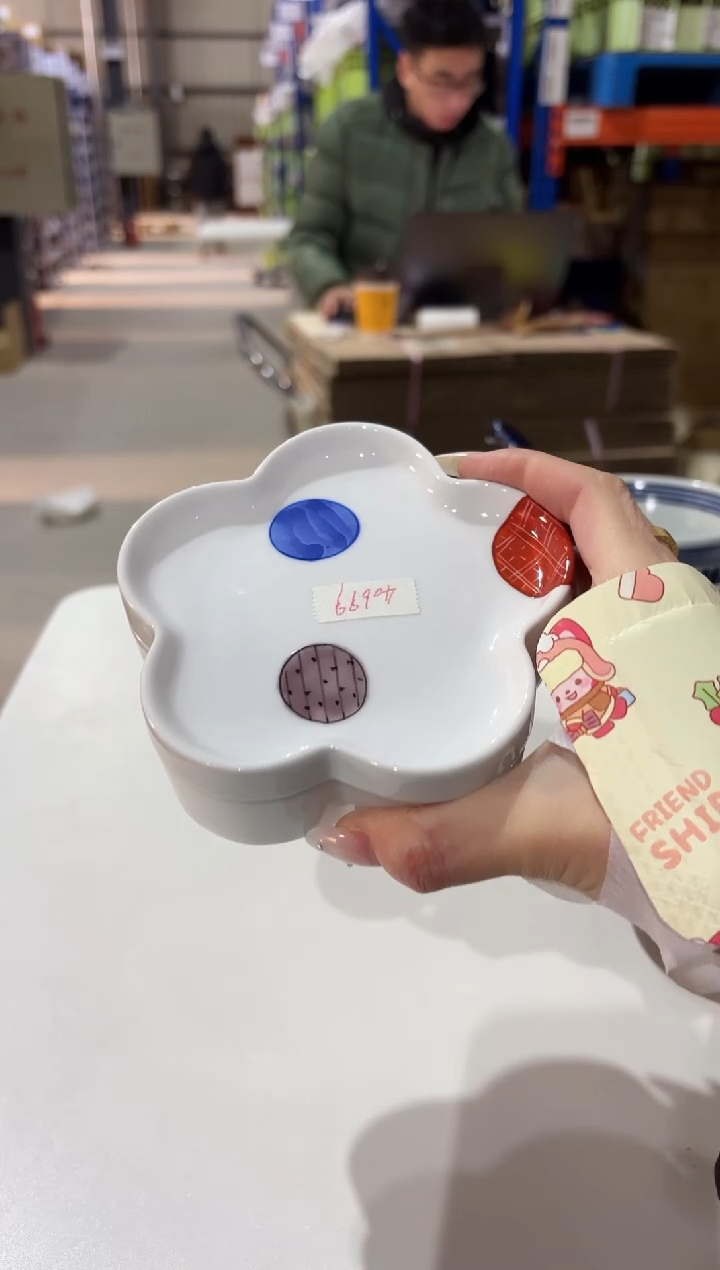 搪瓷色絵丸紋　蓋物（小）