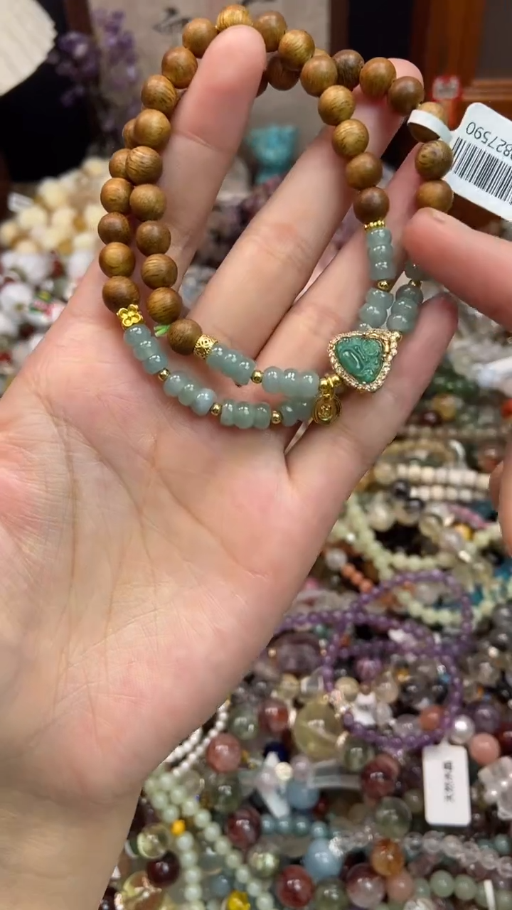 未镶嵌翡翠手饰214