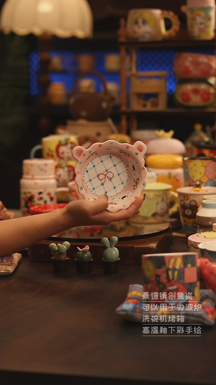 陶瓷景德镇可爱陶瓷釉下彩绘设计师款