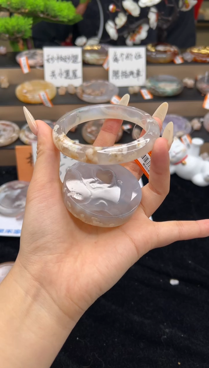 【闪购商品】石英质玉未镶嵌手镯61圈口（赠送镯心）623365