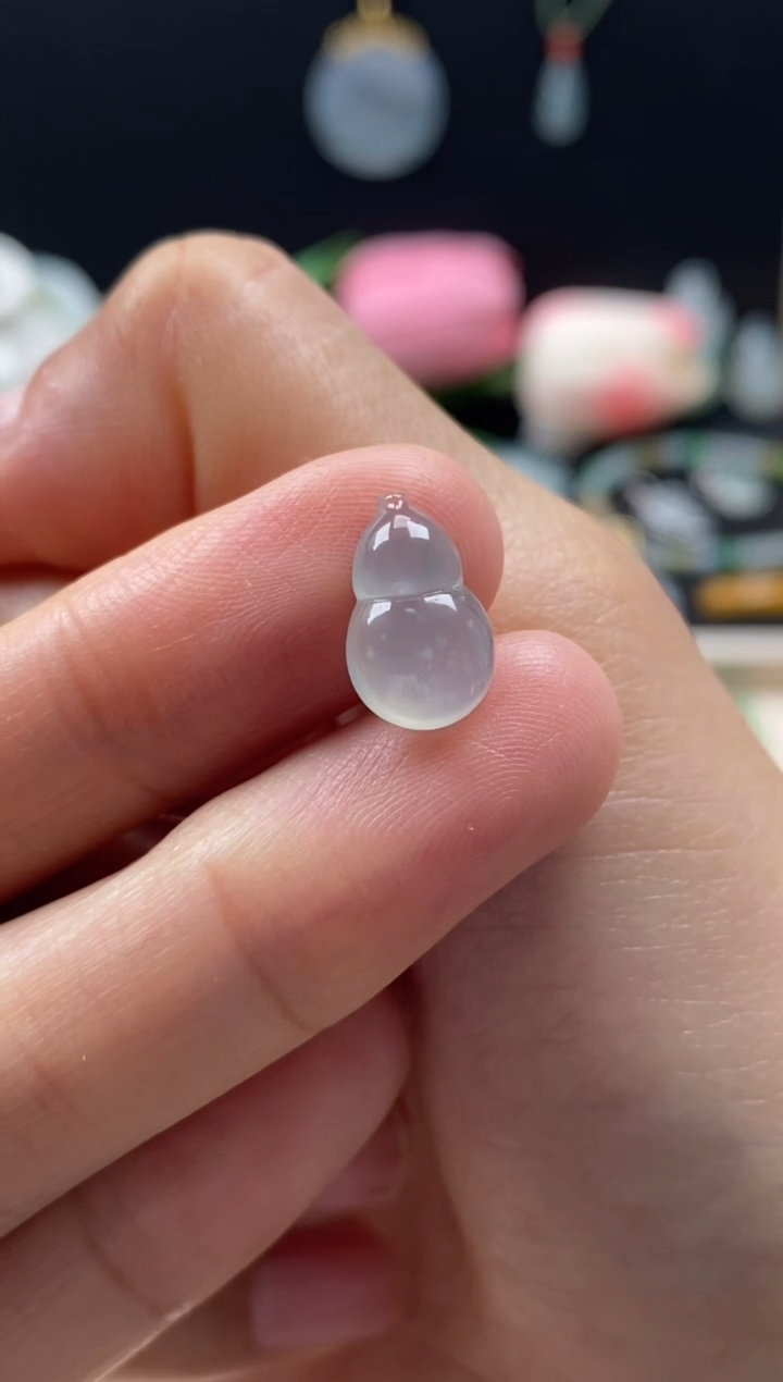 【闪购商品】翡翠未镶嵌颈饰翡翠晴底葫芦