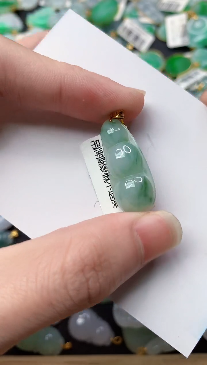 【闪购商品】翡翠颈饰18K金镶嵌21..........