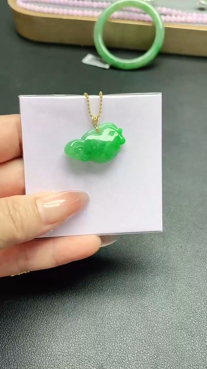 【闪购商品】翡翠18K金镶嵌颈饰证书 礼盒