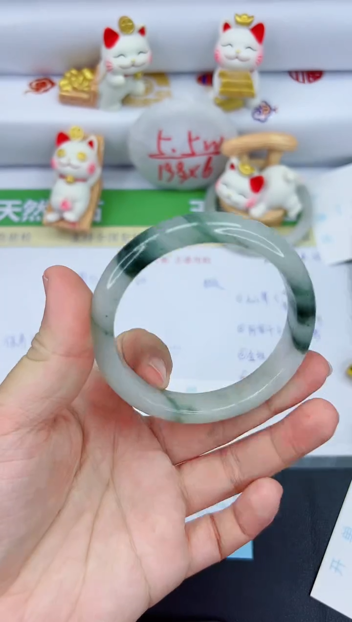 【闪购商品】石英质玉手镯未镶嵌3339-60.7