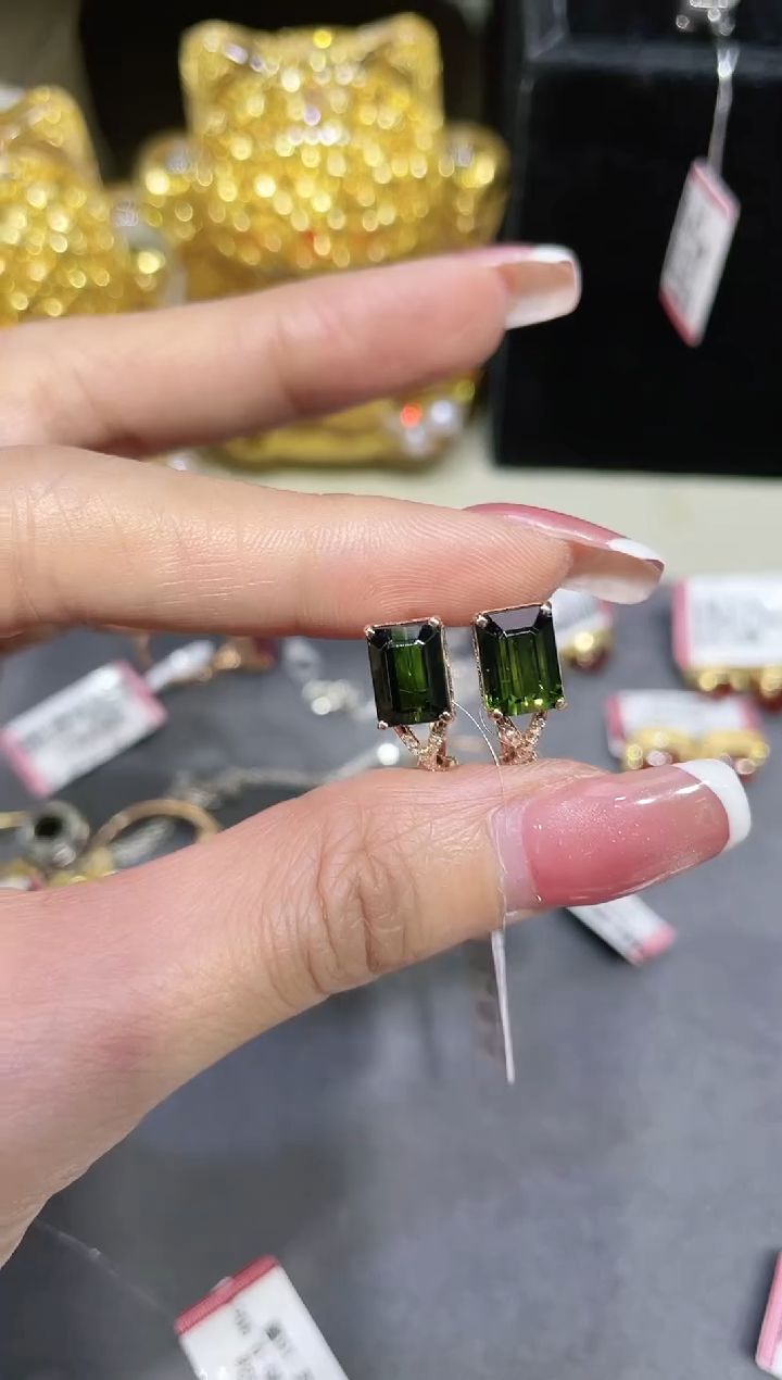 【闪购商品】碧玺耳饰18K金镶嵌·