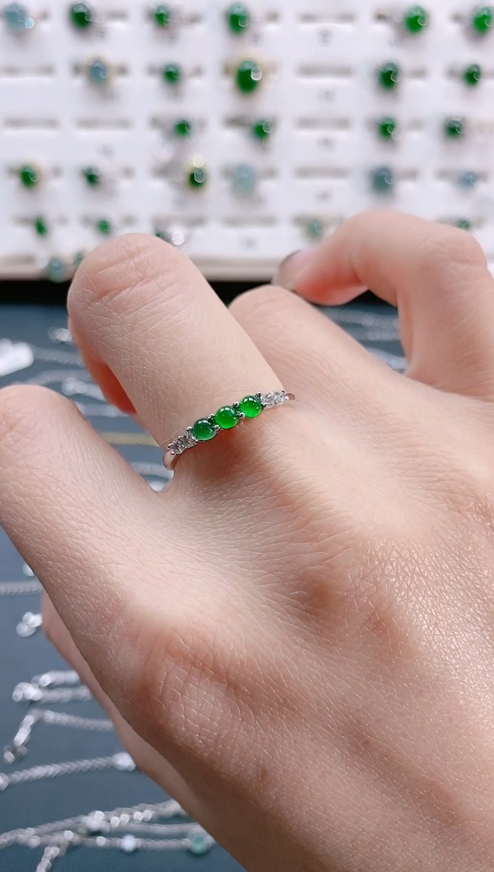 【闪购商品】翡翠戒指银S925镶嵌天然翡翠