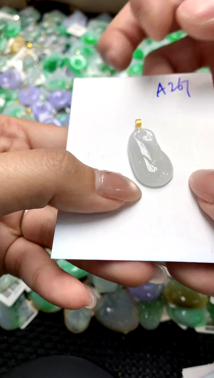 【闪购商品】翡翠颈饰18K金镶嵌1111111111111111