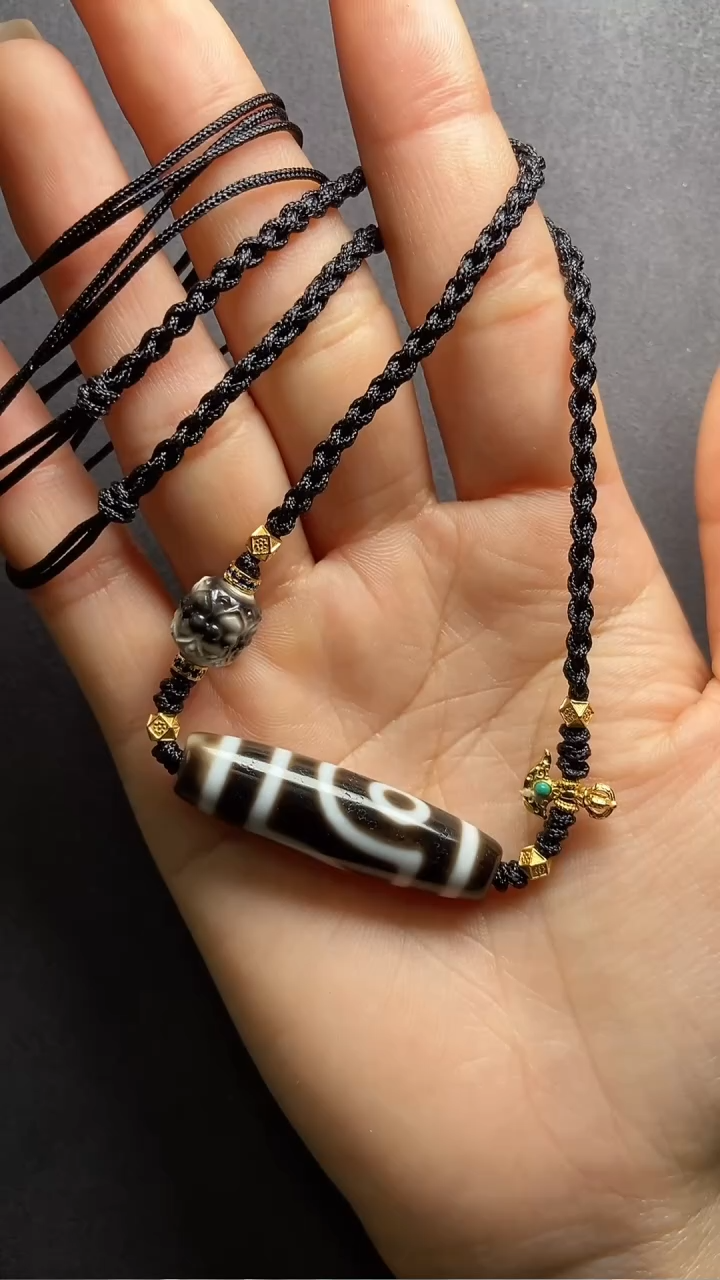 【闪购商品】玛瑙/玉髓珠宝奇石未镶嵌条纹玛瑙