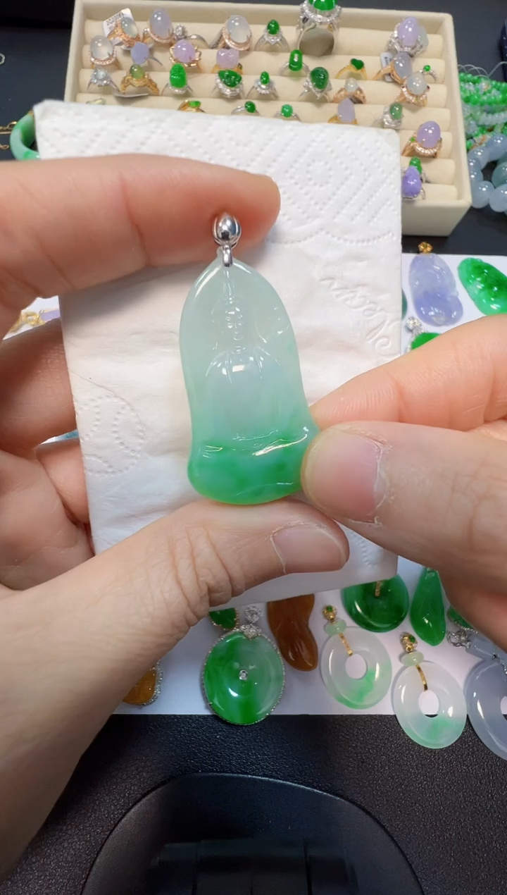 吊坠(不含链)18K金镶嵌翡翠1280