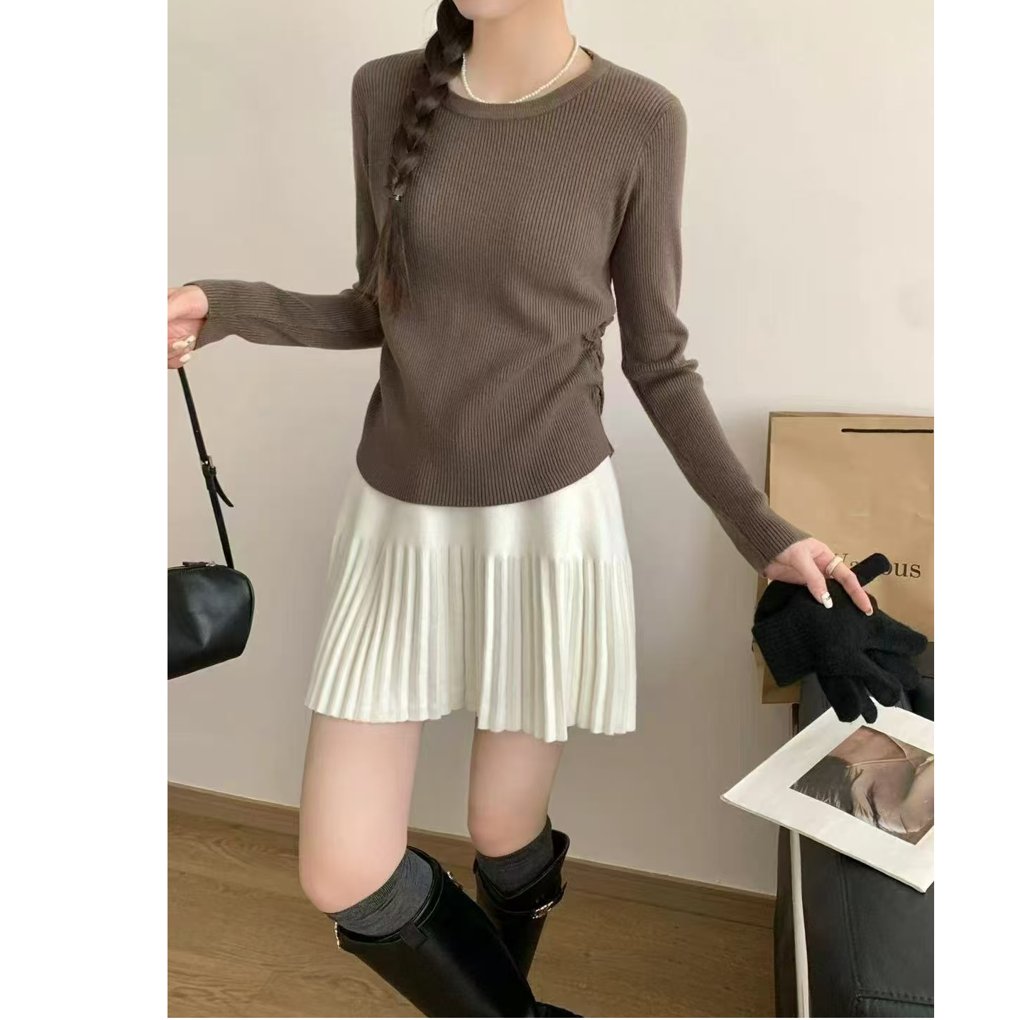 Miss•赵女装【00101】圆领收腰毛衣