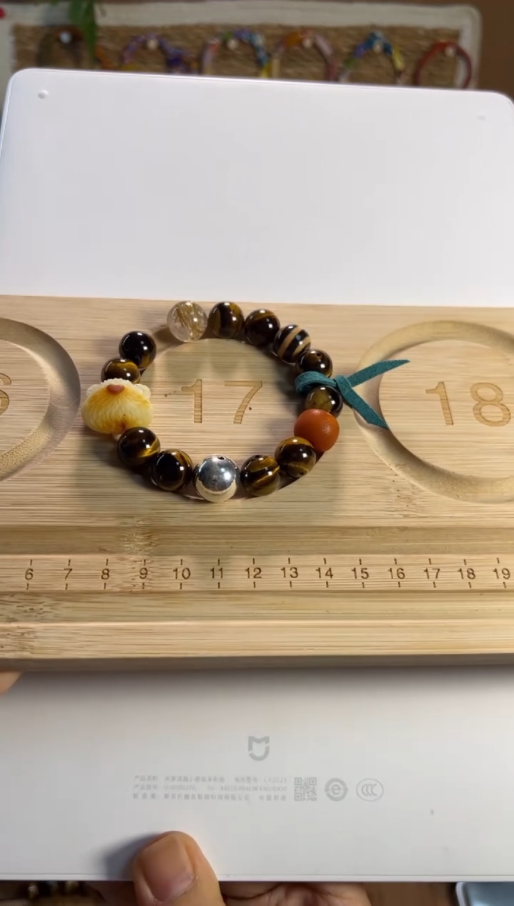 【闪购商品】石膏制品虎眼熊头手串