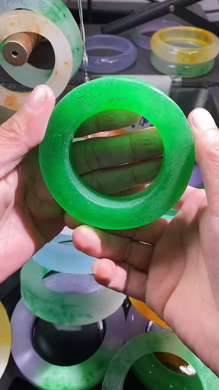 玉酷*非洲老料百搭手镯