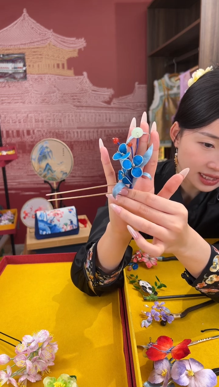 【闪购商品】刺绣非遗绒花（发饰）