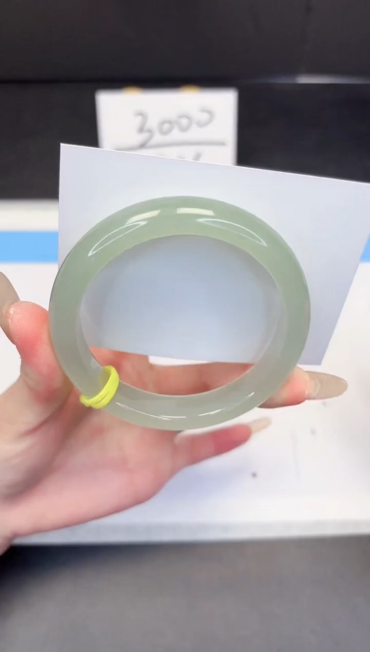 【闪购商品】石英质玉手镯未镶嵌56-60.1