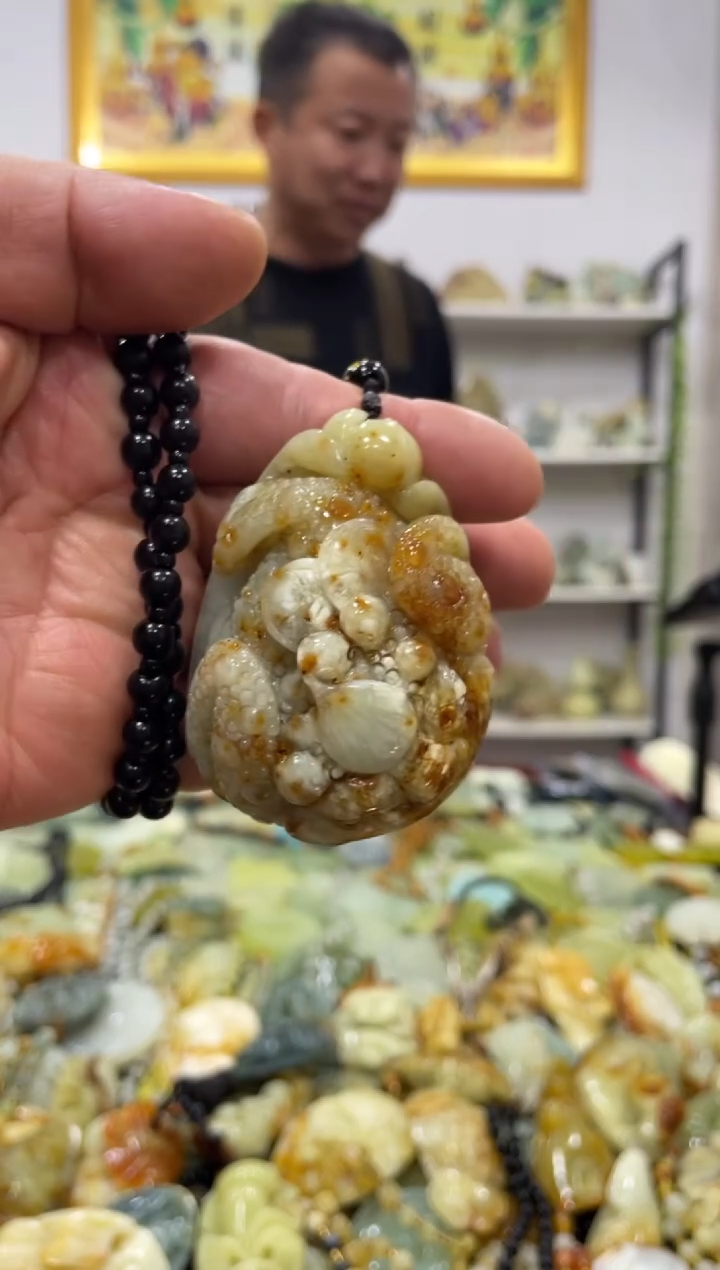 【闪购商品】岫玉吊坠未镶嵌            