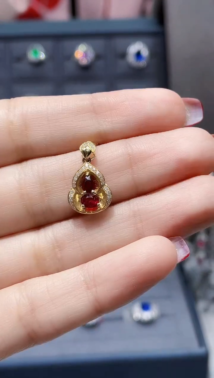 【闪购商品】红宝石吊坠(不含链)18K金镶嵌0.48克拉/无烧