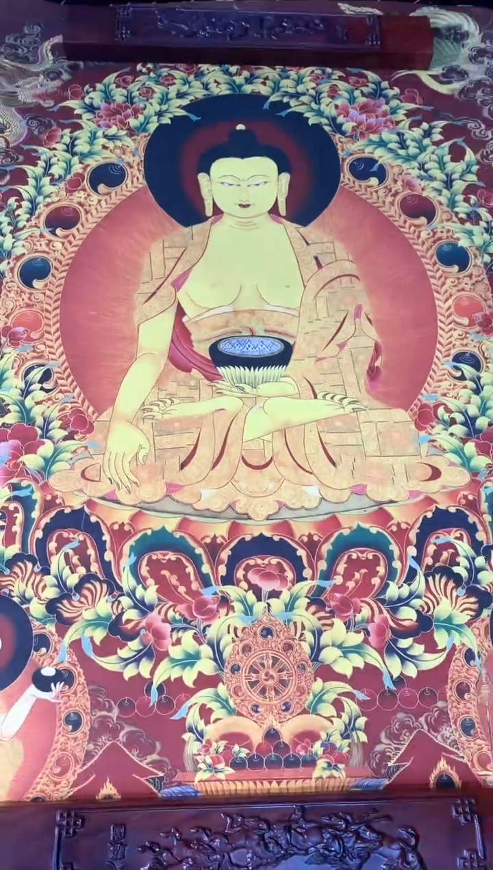 卷轴画075释迦摩尼佛