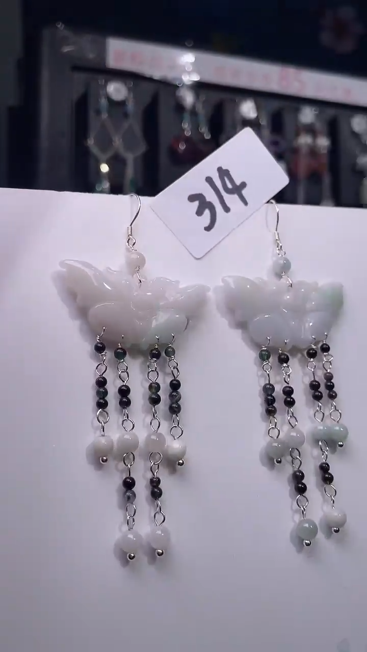 未镶嵌翡翠耳饰喜欢拍