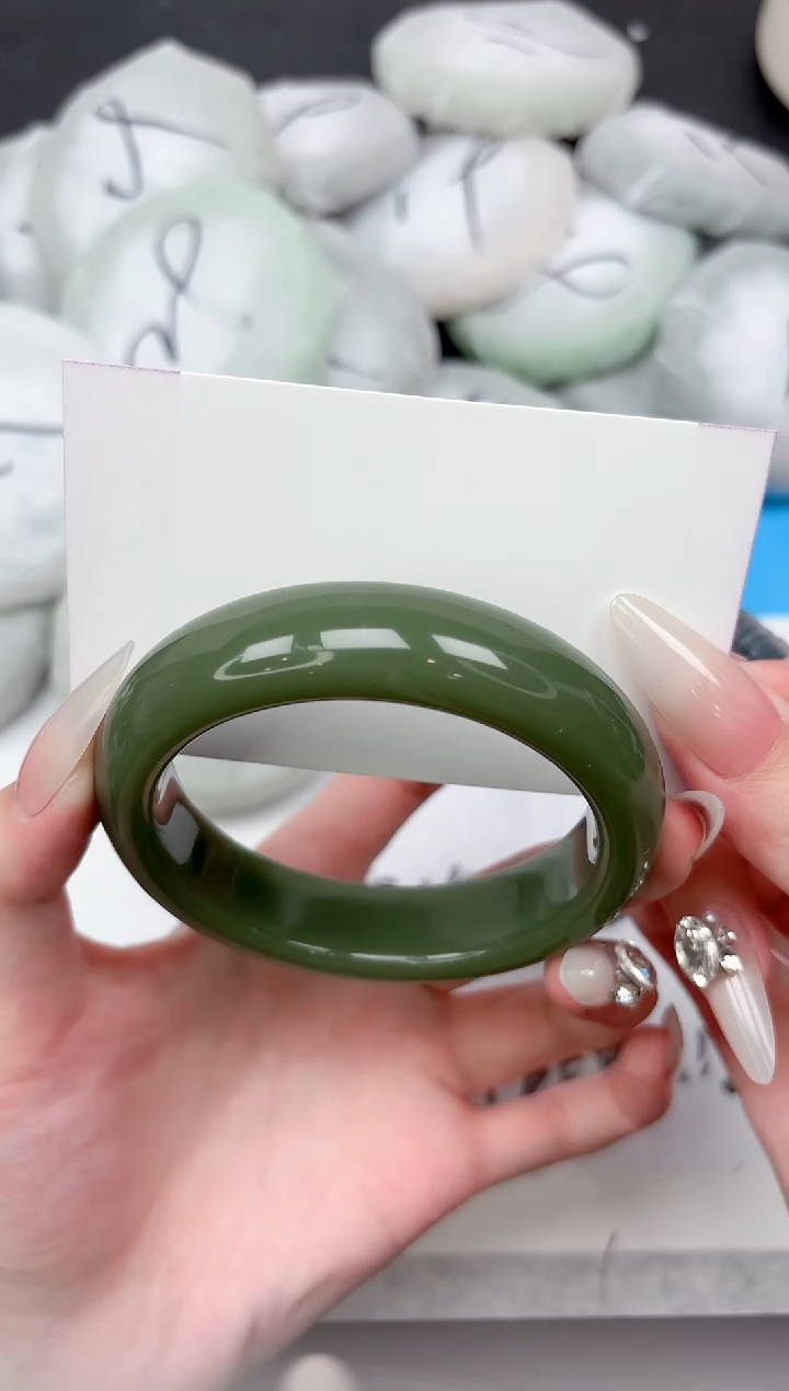 未镶嵌手镯石英质玉353-58.2