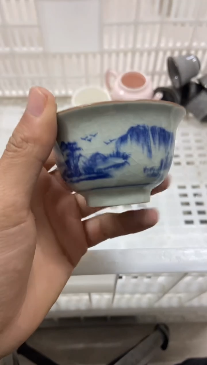 杯子瓷无运费险有瑕疵的摄影的产品有使用过的痕迹有点脏介意勿拍