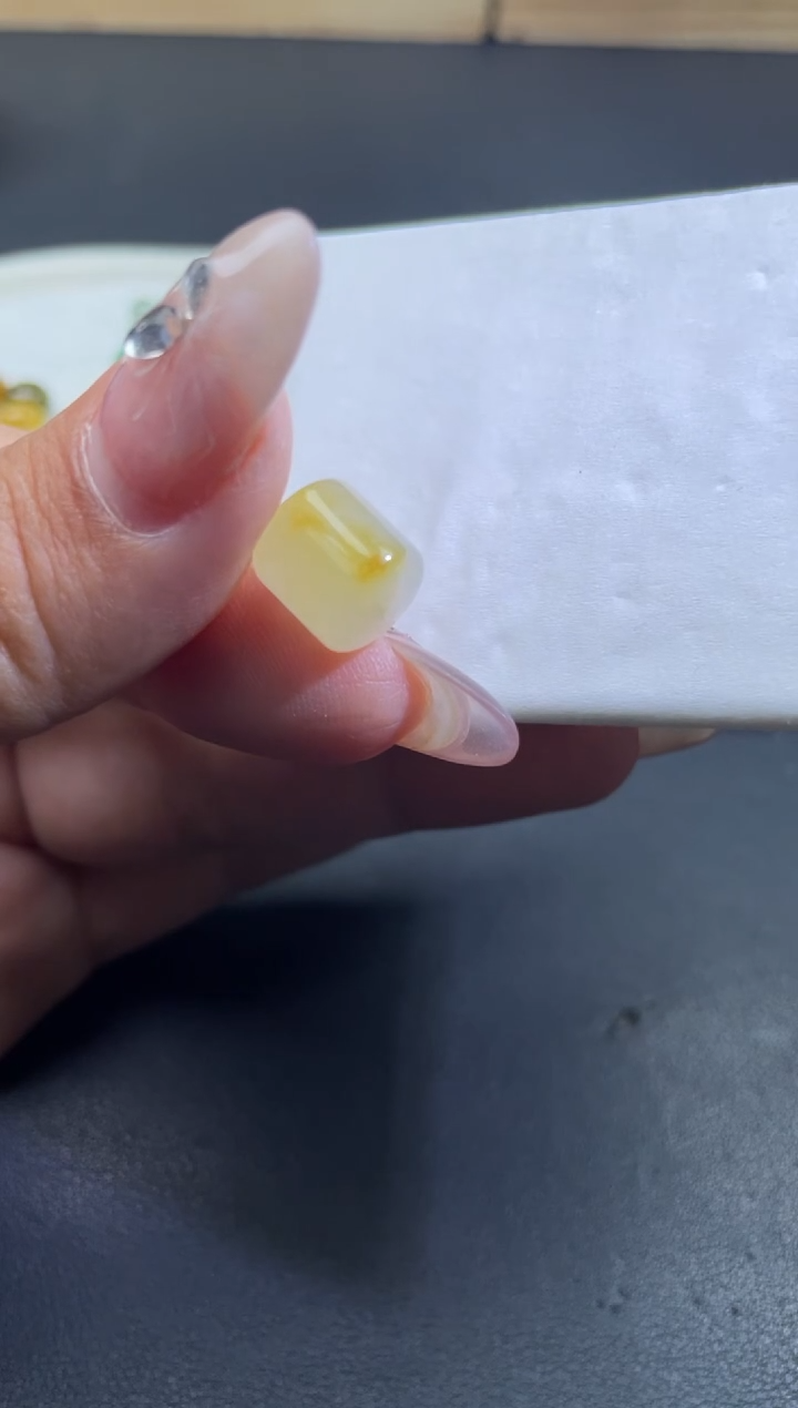 【闪购商品】翡翠颈饰未镶嵌BBBBB439